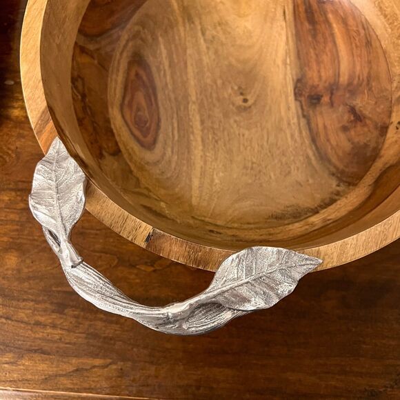 Pier 1 Large 14in Teak Wood Serving Bowl w/Silver Leaf Handles - Picture 4 of 8
